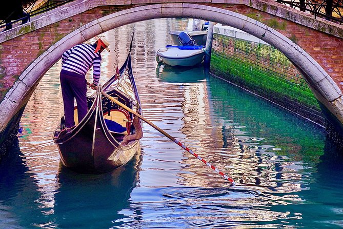 Venice: Classic 30-Minute Gondola Ride Through the Canals - Who Should Book This Gondola Ride (and Who Should Skip It)