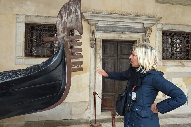 Venice: Doge's Palace Guided Tour With Tickets & Optional Gondola - Doge’s Palace with a guide: politics, art, and the palace’s views