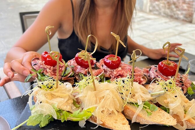 Venice Food Tour with 6+ Tastings with Cicchetti, Spritz & More - Key highlights at a glance