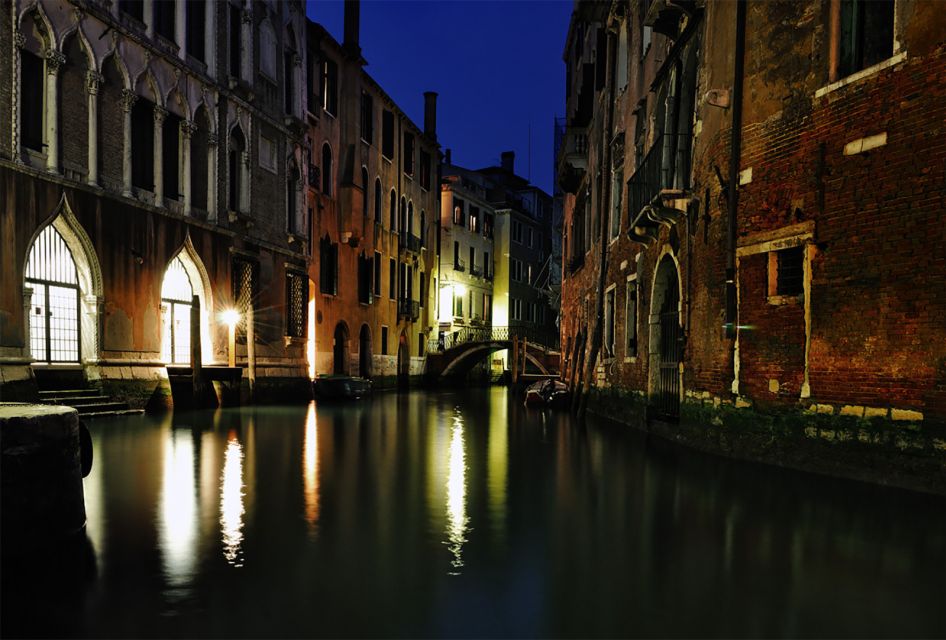 Venice: Ghost Tour to Rialto and San Marco Square - San Marco Square After Dark: The City’s Public Stage, With Secrets