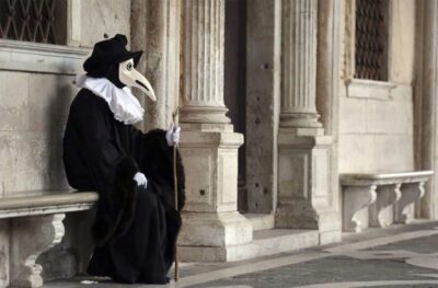 Venice: Ghost Tour to Rialto and San Marco Square - Rialto At Night: Market Shadows And Street-Level Storytelling