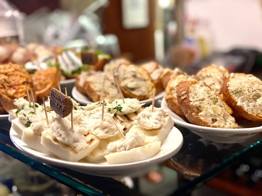 Venice: Guided City Highlights and Street Food Tour - From Campo San Bartolomio to Venice’s food streets