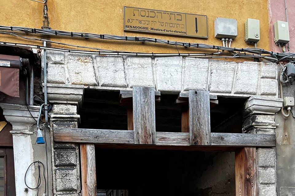 Venice: Guided Tour of the Jewish Ghetto and Synagogue Visit - The Spanish Synagogue: study rooms, Midrashim, and the oven