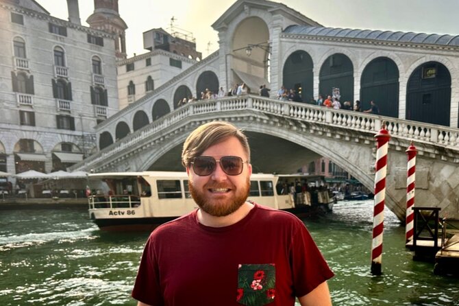Venice in A Day: St Mark's Basilica, Doge's Palace & Gondola Ride - Doge’s Palace: prisons, politics, and Casanova’s cell