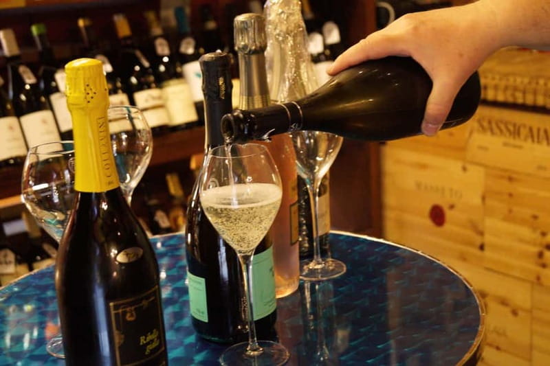 Venice: Italian Prosecco or Red Wine Tasting Expereince - FAQ