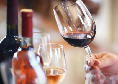 Venice: Italian Prosecco or Red Wine Tasting Expereince - Finding Ai Do Cancari: Easy Walk, Realistic Navigation Tips