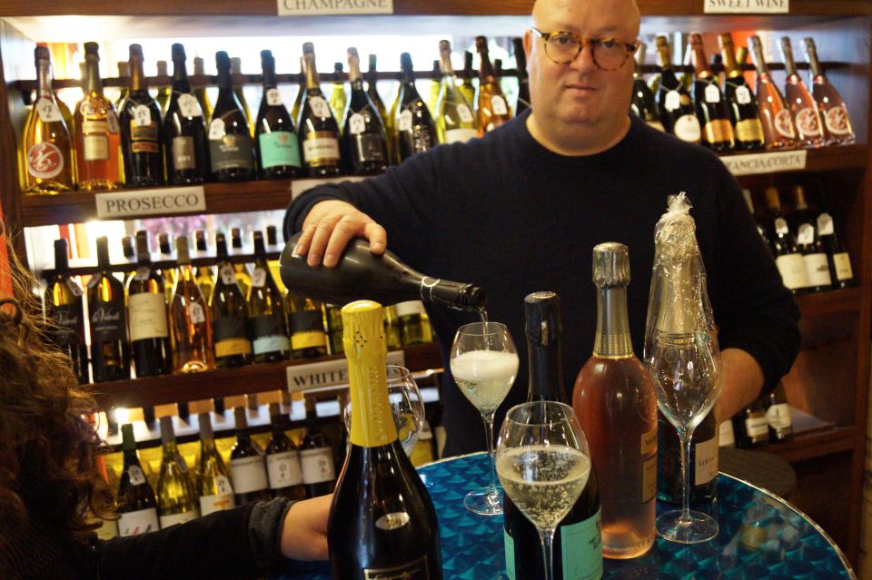 Venice: Italian Prosecco or Red Wine Tasting Expereince - Marco’s Style: The Difference Between Wine and Wine Talk