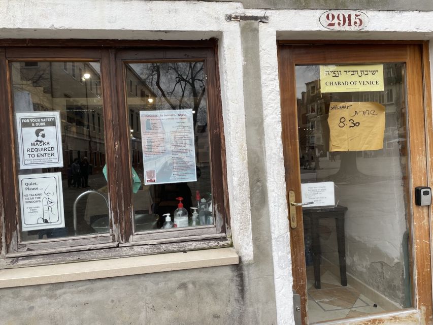 Venice: Jewish Ghetto Walking Tour with Synagogue Visits - Inside the Spanish Synagogue and Levantine Synagogue: what’s different here