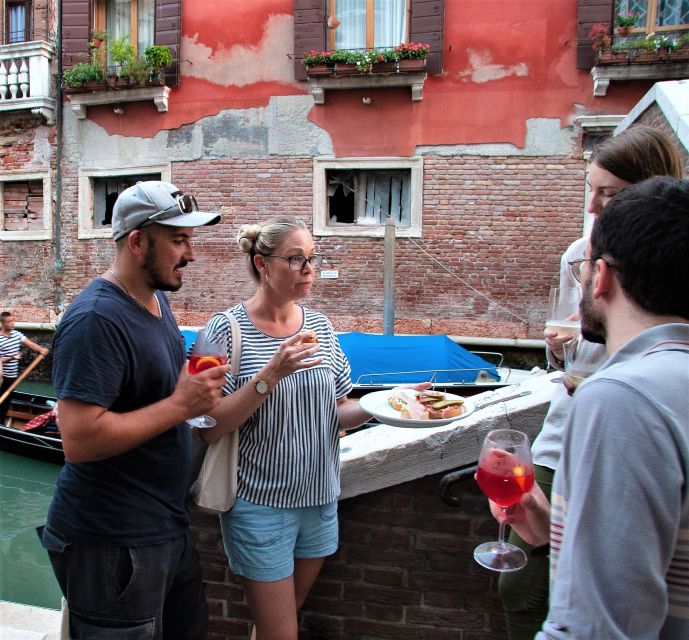 Venice: Local Secrets of Venice Tapas & Wine Walking Tour - Why the guide makes or breaks this tour