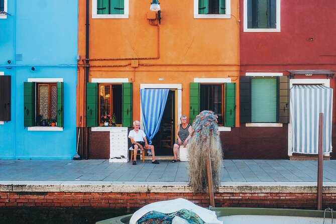 Venice: Murano & Burano Islands Tour with Optional Torcello Stop - Timing, Crowd Flow, and the Photo Math Across Three Islands