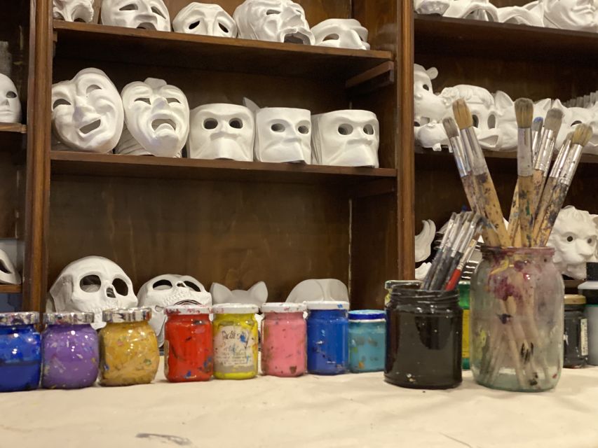 Venice: Paint your own Venetian Mask Workshop - Acrylic Tempera Painting: Step-by-Step Without the Art Degree