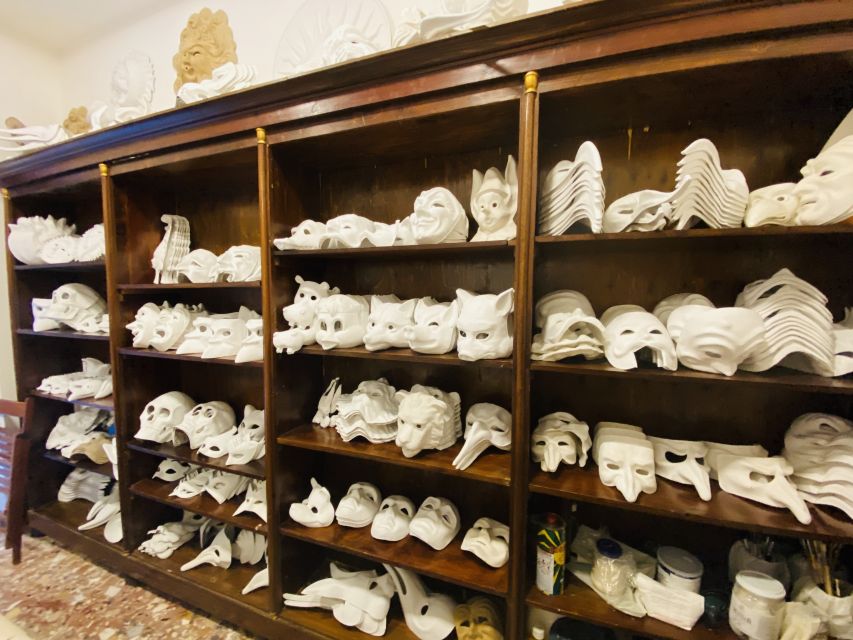 Venice: Paint your own Venetian Mask Workshop - Starting With the Right Mask: Your Choice From 50+ Models