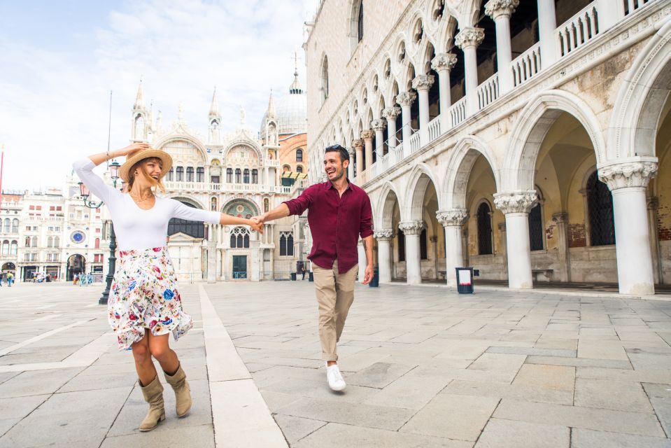 Venice: Photoshoot at Piazza San Marco and the Canals - From Caffè Florian to Piazza San Marco: how you’ll spend your time