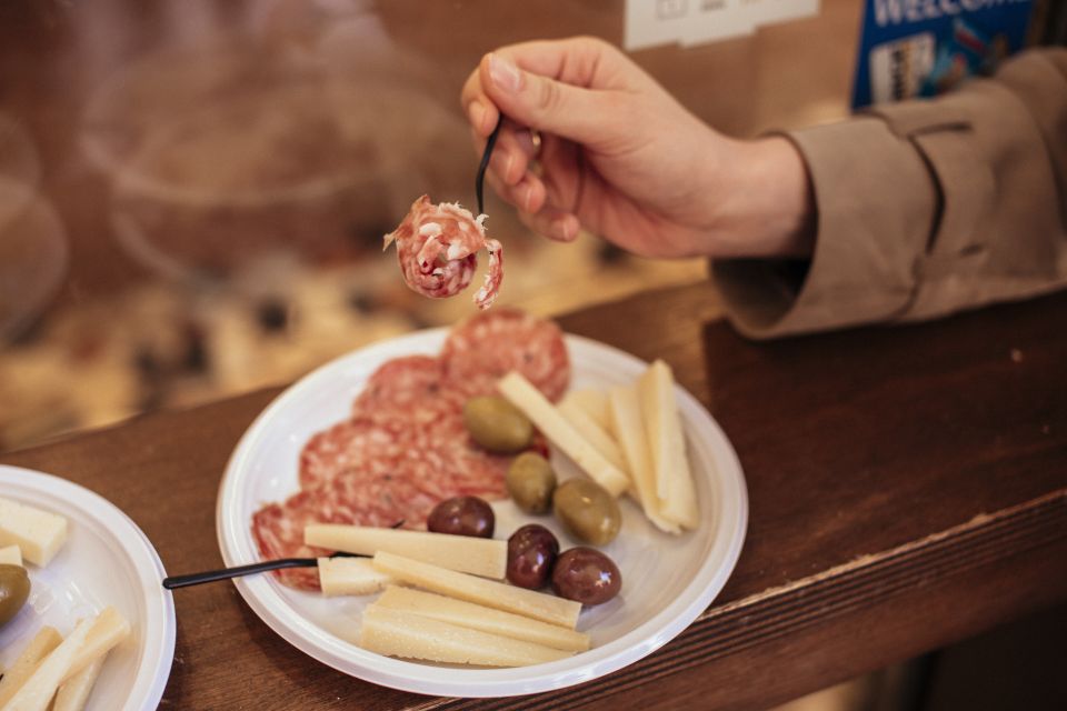 Venice: Private Food Tour – 10 Tastings with Locals - Gelato and spritz in local style