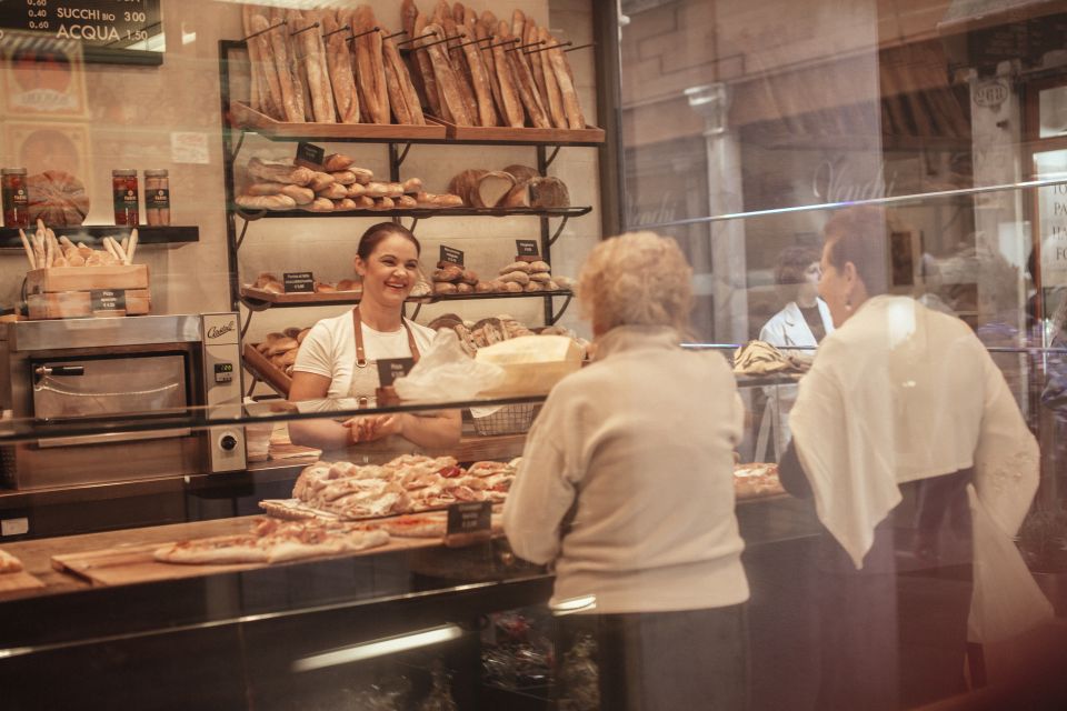 Venice: Private Food Tour – 10 Tastings with Locals - Contarini del Bovolo Stair: the view stop that feels worth the climb