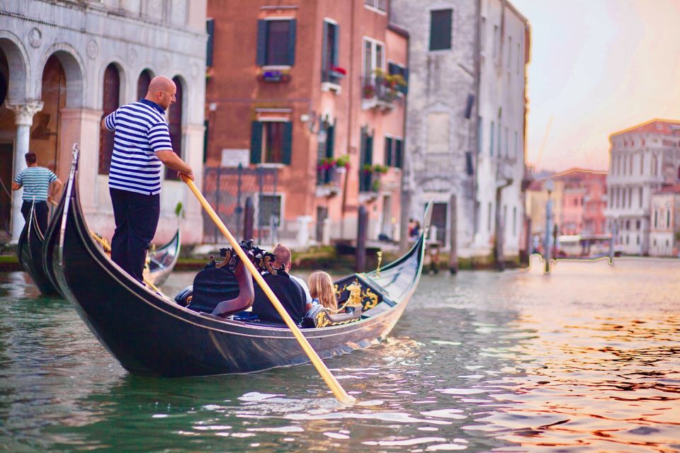 Venice: Private Gondola Ride - What to bring (and what to leave behind)
