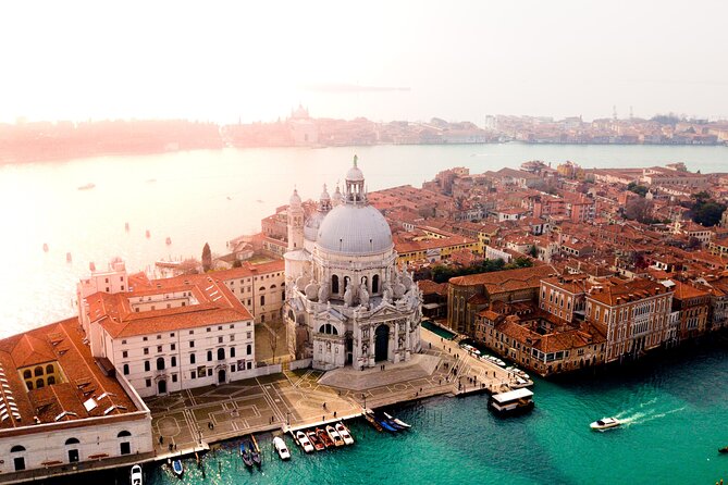 Venice Private Walking Tour with a Local - Where you begin: Riva degli Schiavoni and a smart starting position