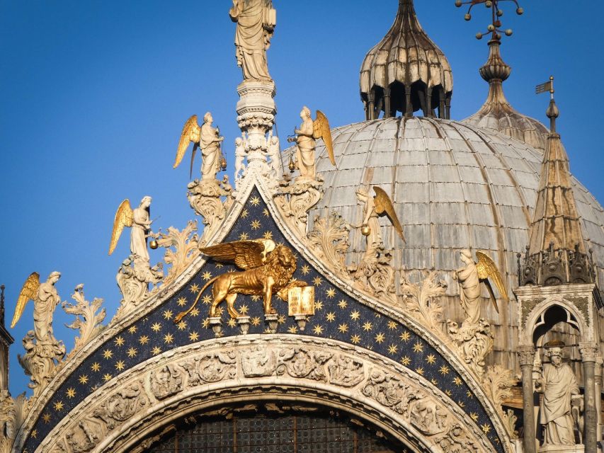 Venice: Religion Walking Tour with Doge’s Palace Tickets - The golden staircase and palace rooms: where power meets art