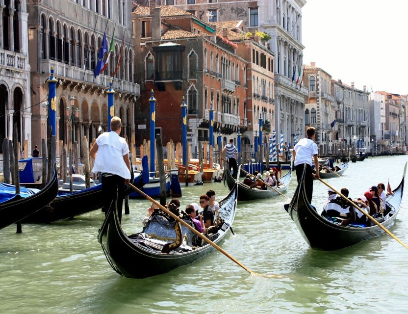Venice Shared Gondola Ride - Who should book this shared Venice gondola ride