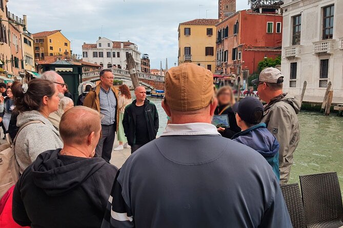 Venice Sightseeing Small Group Walking Tour with a Local Guide - Why This 2-Hour Venice Walk Works When You Feel Short on Time