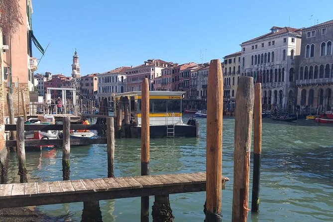 Venice Small Group Walking Tour of Most-Famous Sites &Attractions - Campo San Polo: The Bigger Camp Where Venice Feels Local