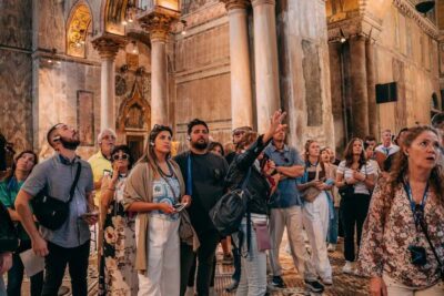 Venice: St Mark's Basilica Small-Group Tour with Terrace - Meeting in Piazza San Marco: finding the guide fast at #145
