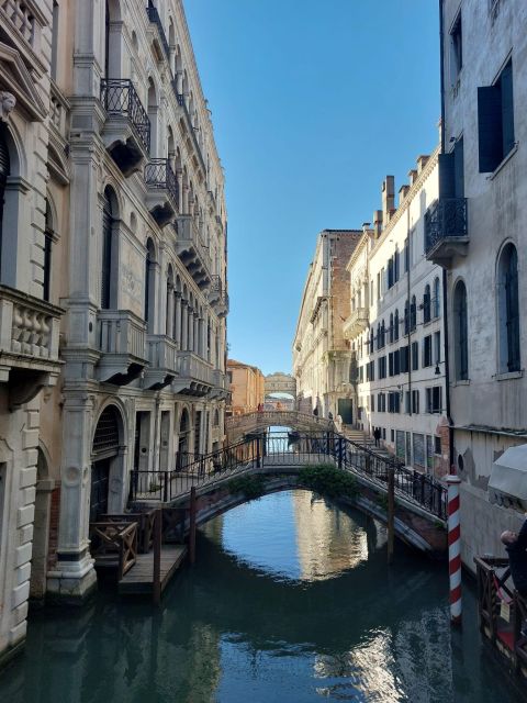 Venice: St. Mark's Basilica Tour with Doge's Palace Option - Golden Stairs, Giant Steps, and the Bridge of Sighs