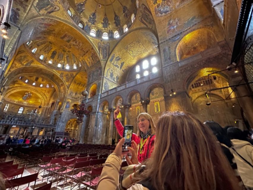 Venice: St Mark's, Doge's Palace, Murano & Burano Day Tour - Murano glass: seeing craft, not just souvenirs