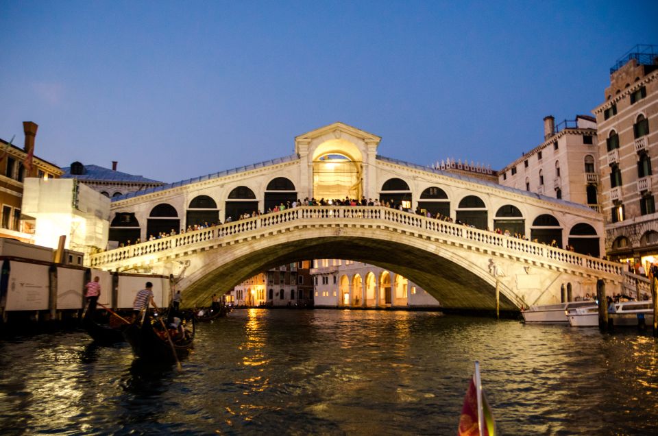 Venice: Sunset Cruise by Typical Venetian Boat - St. Andrea and Vignole to the Lido: starting with the lagoon’s outer rhythm