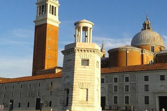 Venice Sunset Cruise by Typical Venetian Boat with Prosecco - Santa Maria della Salute and San Giorgio Maggiore at Dusk