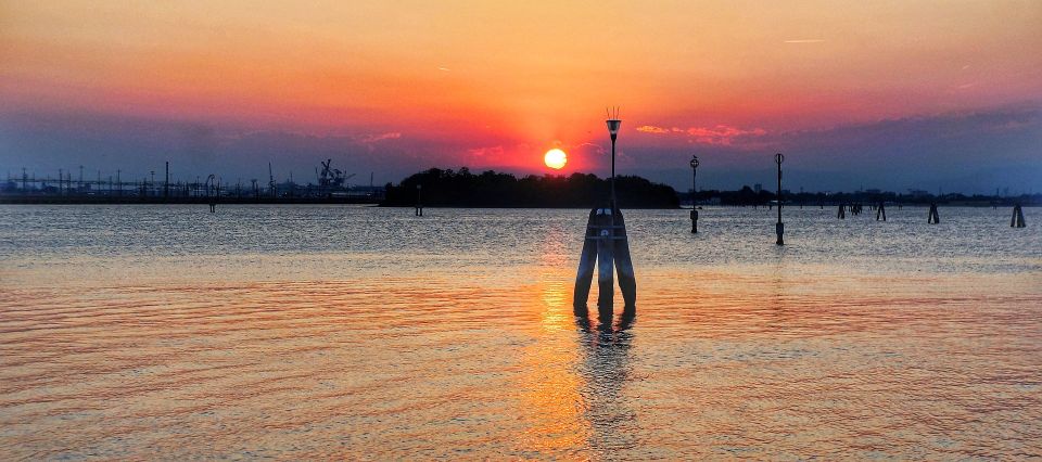 Venice: Sunset or Evening Gondola Tour - Grand Canal cruising: great views, not a guaranteed route