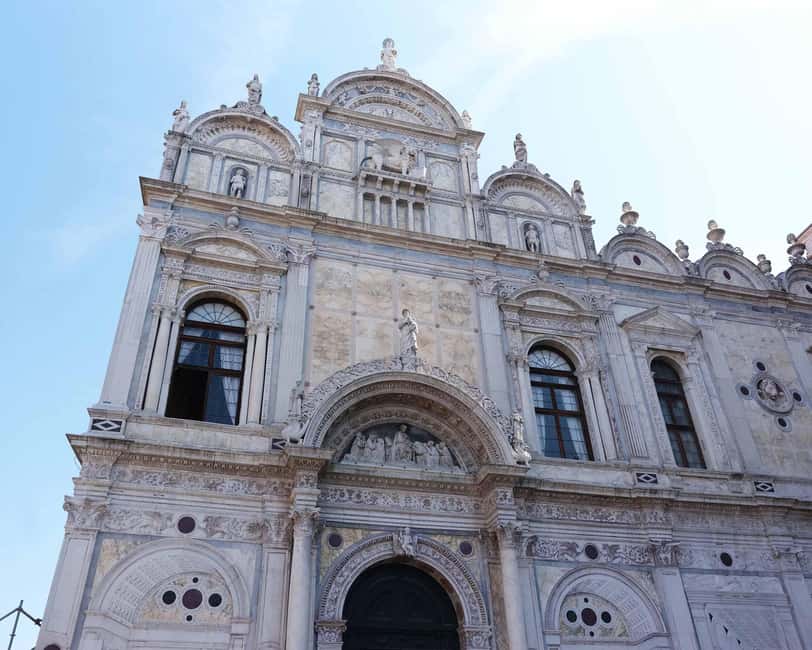 Venice: The Grand Canal Touch – Walking & Gondola Experience - Laid-Back But Organized: Then You Switch to Gondola Time
