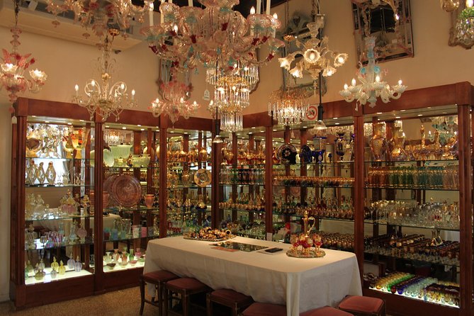 Venice: The Islands of the Lagoon Guided Tour - Murano glass furnace: real craft, quick demo, lots of browsing