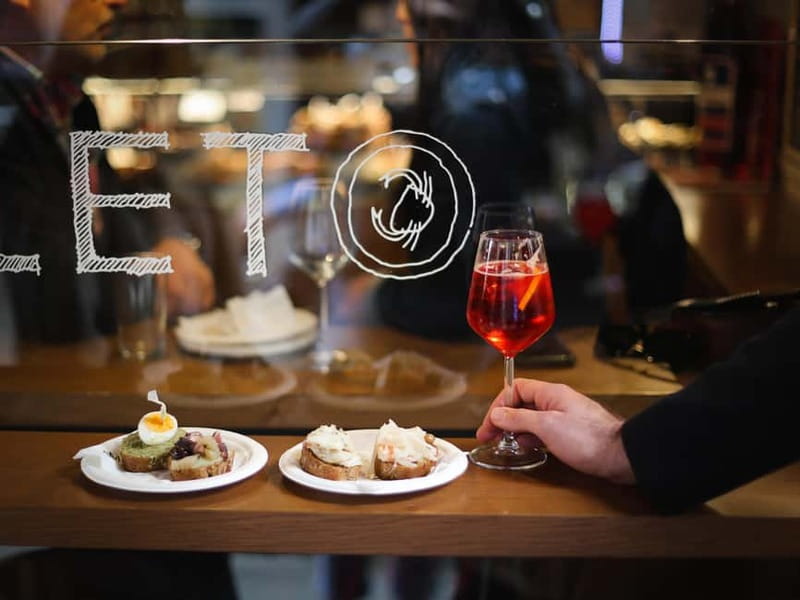 Venice: The Ultimate Food Tour with Wine & Spritz - Meeting at Basilica dei Santi Giovanni e Paolo: the smart way to start