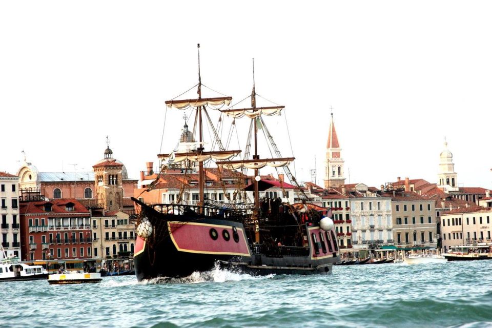 Venice: Venetian Lagoon Tour and Galleon Dinner - FAQ