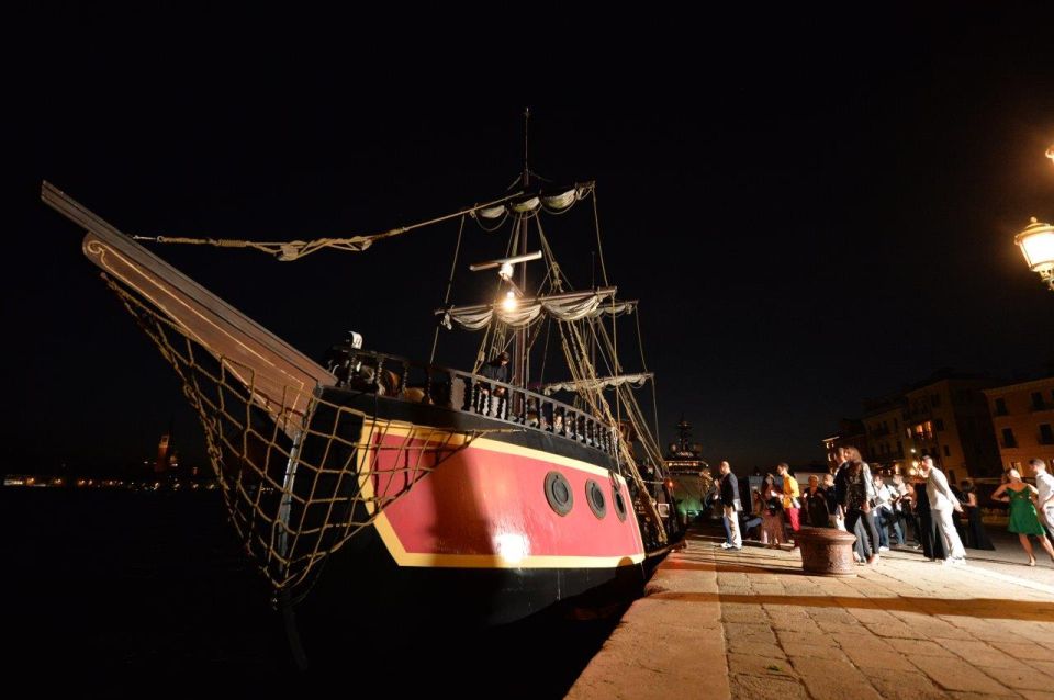 Venice: Venetian Lagoon Tour and Galleon Dinner - Central Deck vs Prow/St em Seating: Choosing Your View Budget