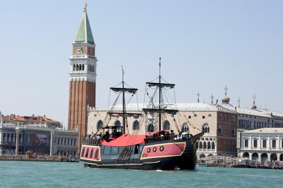 Venice: Venetian Lagoon Tour and Galleon Dinner - Comfort and Timing: Winter Heat, Summer Rain, and the Bug Factor