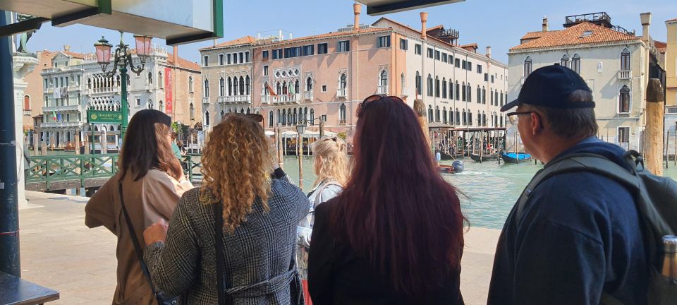 Venice: Walking Guided Tour of the City Must-See Sites - Why this 2-hour Venice walk helps you understand the city