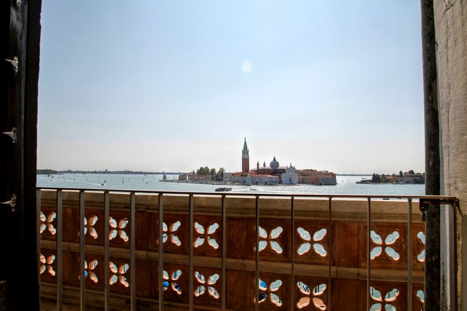 Venice: Walking tour, Doge Palace, & St. Mark's Basilica - St. Mark’s Basilica: Byzantine art and the floor you’ll want to stare at