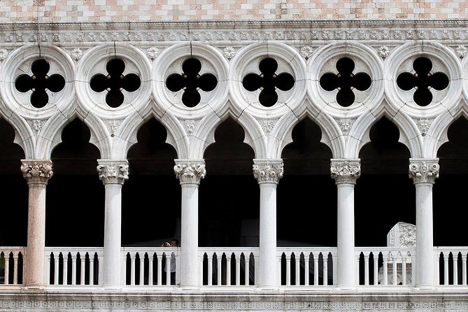 Venice Walking Tour plus Skip the Lines Doge's Palace and St Mark's Basilica Tours - Who This Tour Fits Best (And Who Should Think Twice)