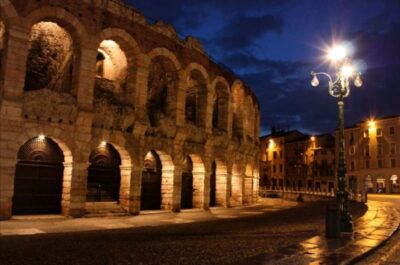 Verona: 3-Hour Guided Walking Tour - Verona’s Fortified Town Lesson: City Walls and Gate Stops