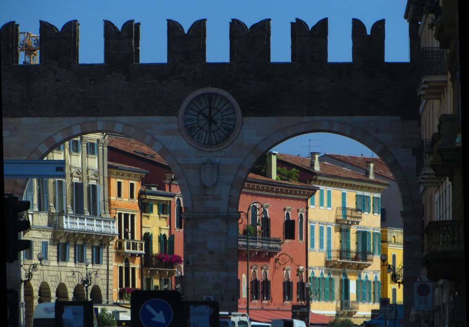 Verona: 3-Hour Guided Walking Tour - Renaissance Palaces: Understanding the City’s Power Shift