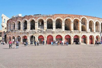 Verona City Sightseeing Walking Tour of Must-See Sites with Local Guide - Piazza delle Erbe: Why This Square Feels Like a Time Machine