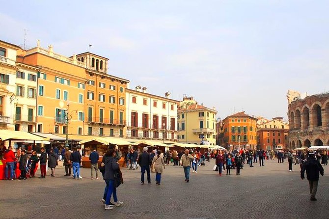 Verona City Sightseeing Walking Tour of Must-See Sites with Local Guide - Group Size, Pacing, and What to Do If You Struggle to Hear