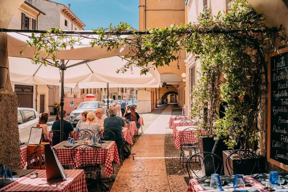 Verona: Food and Wine Tasting Walking Tour - Morning finish: artisan gelato that actually feels like closure