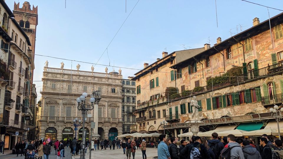 Verona Full-Day Tour from Lake Garda - Piazza dei Signori and Piazza delle Erbe: where the city slows down