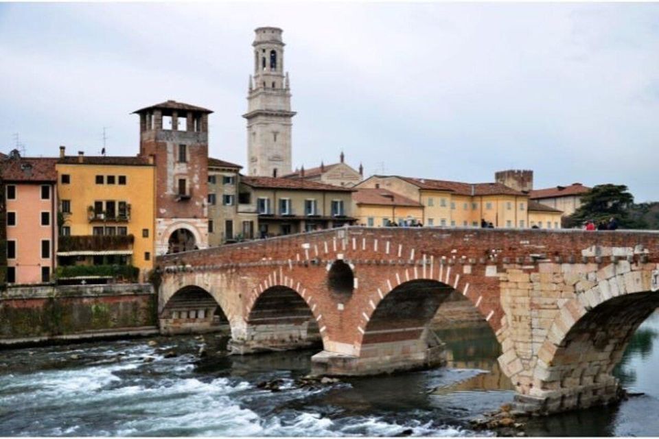 Verona: Highlights and Hidden Gems Walking Tour - Arche Scaligere and the Old Market Courtyard: Finishing With Power and Everyday Life