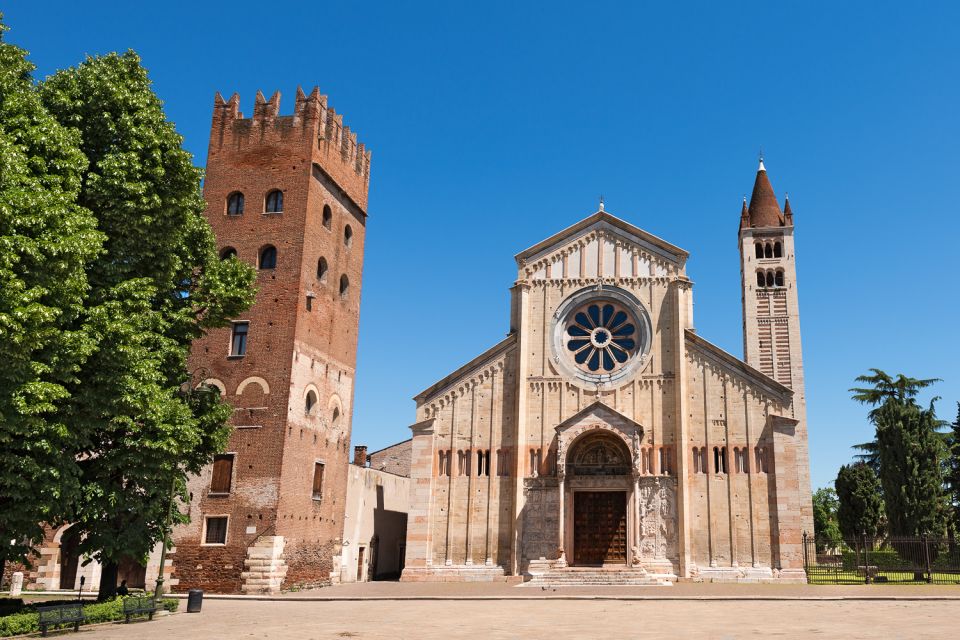 Verona: Hop-on Hop-off Tour 24 or 48-Hour Ticket - Practical logistics: timing, crowds, and the one thing to watch