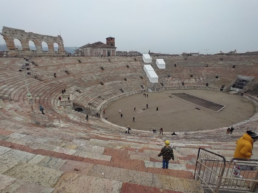 Verona: Small Group Guided Walking Tour with Arena Tickets - Timing, Pace, and How the Small Group Works
