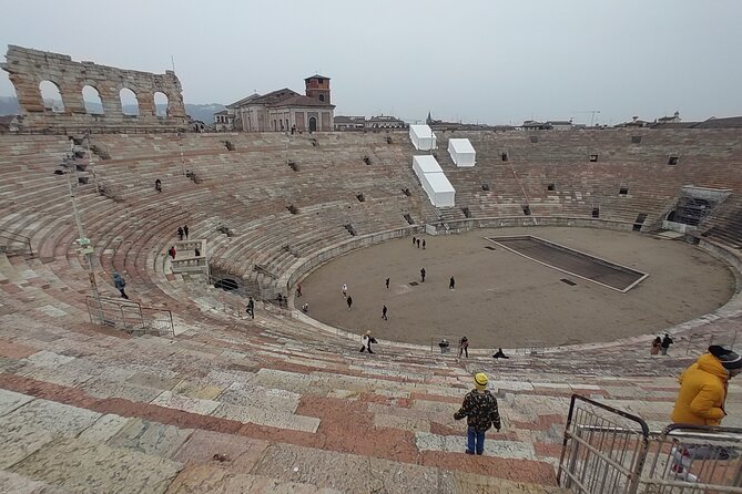 Verona Small Group Walking Tour with Cable Car and Arena Tickets - Piazza dei Signori and Dante’s place in the story